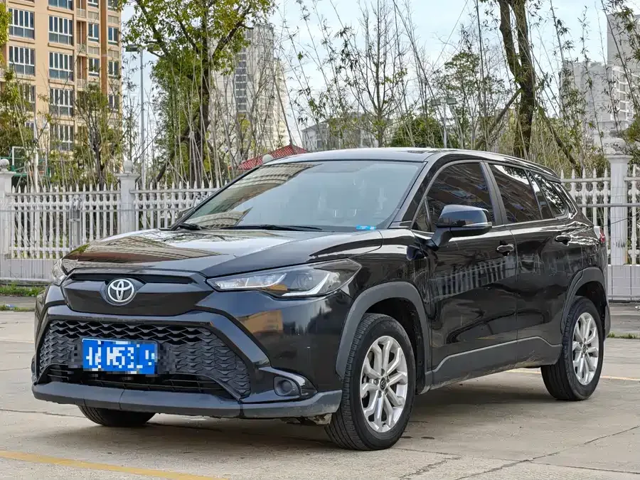 Toyota Frontlander Fenglanda 2022 2.0L CVT Elite Edition 2023 — фото 1, купить с доставкой в Москву