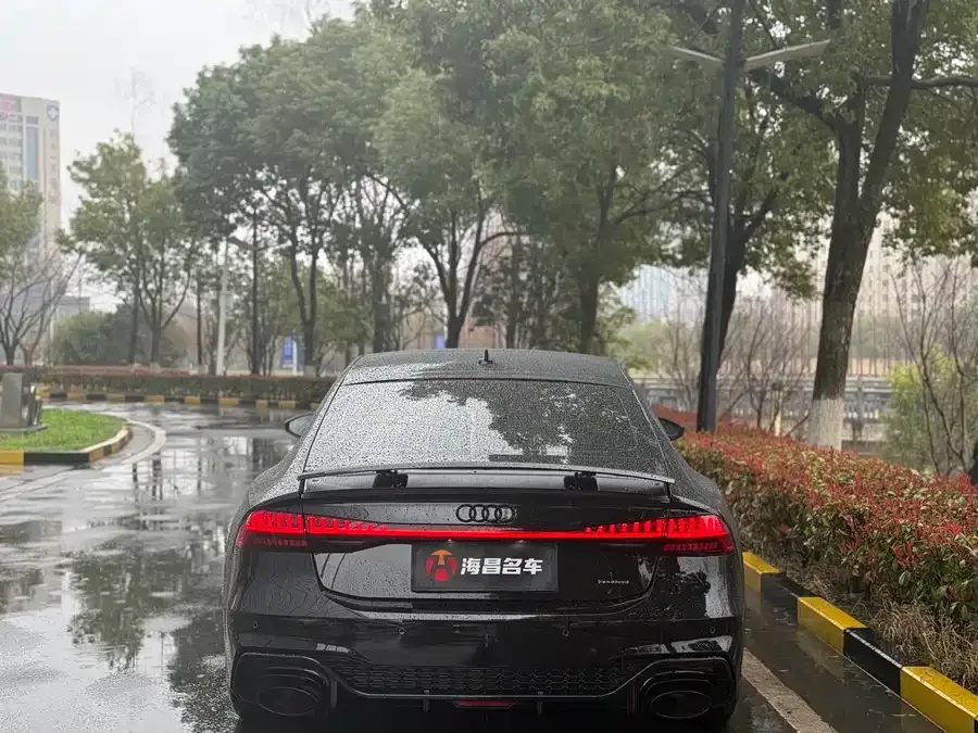 Audi A7 2024 55 TFSI quattro Premium Edition 2025 — миниатюра 2