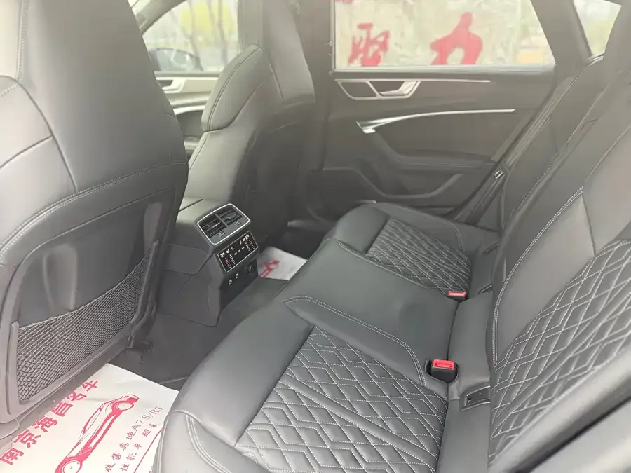 Audi A7 2024 55 TFSI quattro Premium Edition 2025 — миниатюра 3