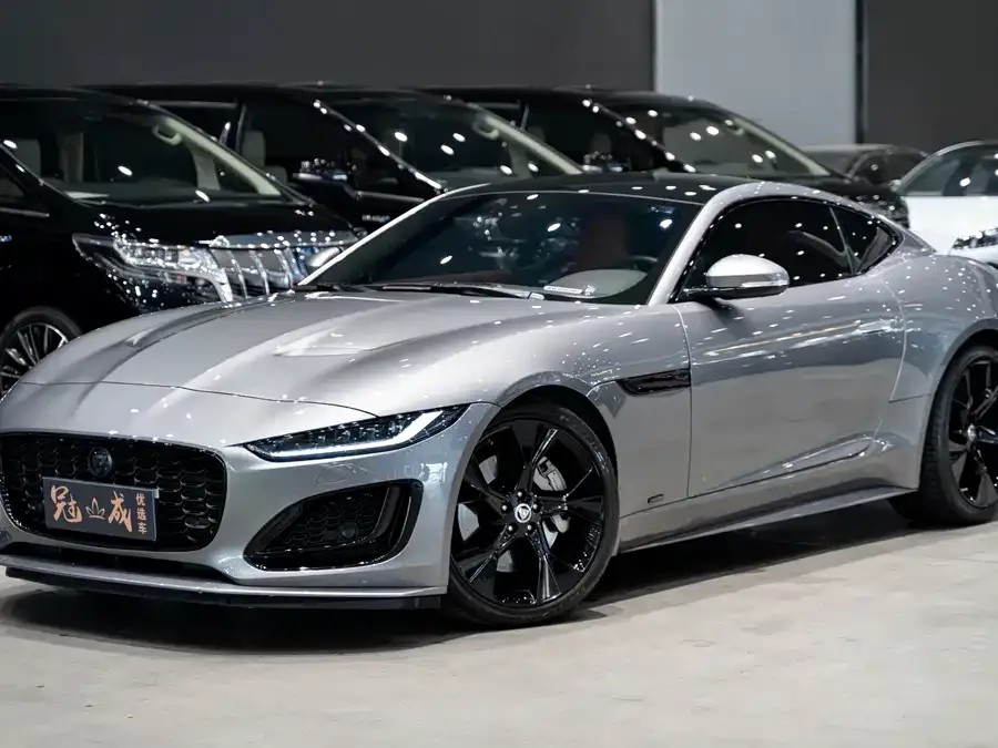 Jaguar F-Type 2024