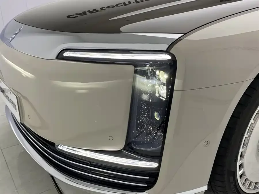 Zunjie S800 2025 Range Extended Star Executive Edition S800 (4-seater) with 192-line LiDAR 2025 — миниатюра 3