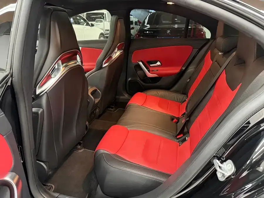 Mercedes-Benz CLA AMG Mercedes-Benz CLA AMG 2022 AMG CLA 45 S 4MATIC+ 55th Anniversary Edition 2023 — миниатюра 3