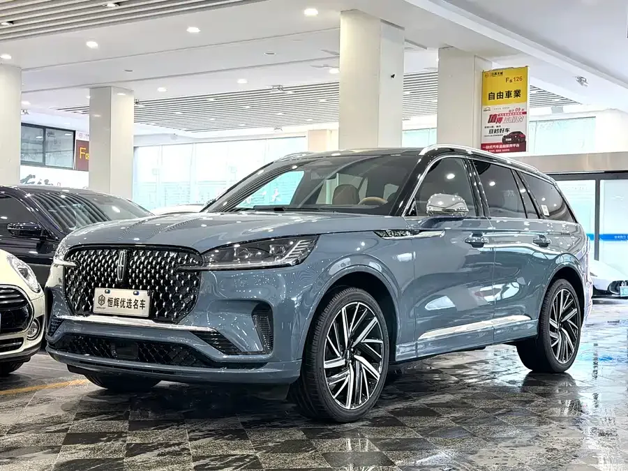 Lincoln Aviator 2025