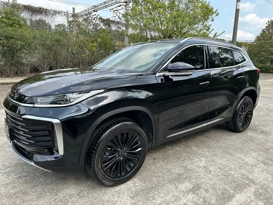 Exeed TXL Xingtu Lingyun 2024 300T 2WD Star Edition 2023 — миниатюра 2