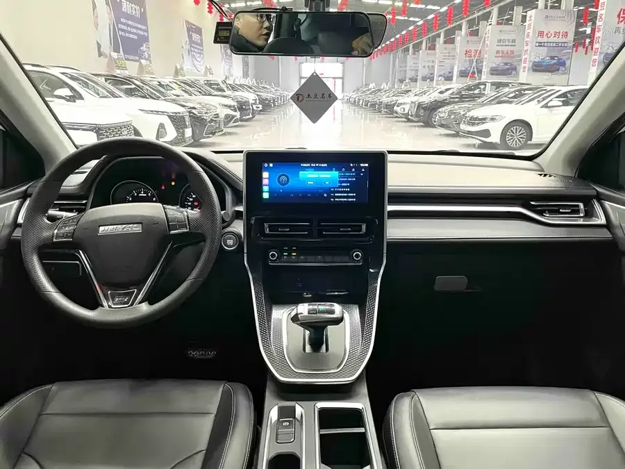 Haval M6 Haval M6 2021 PLUS 1.5T DCT Comfort Edition 2022 — миниатюра 2