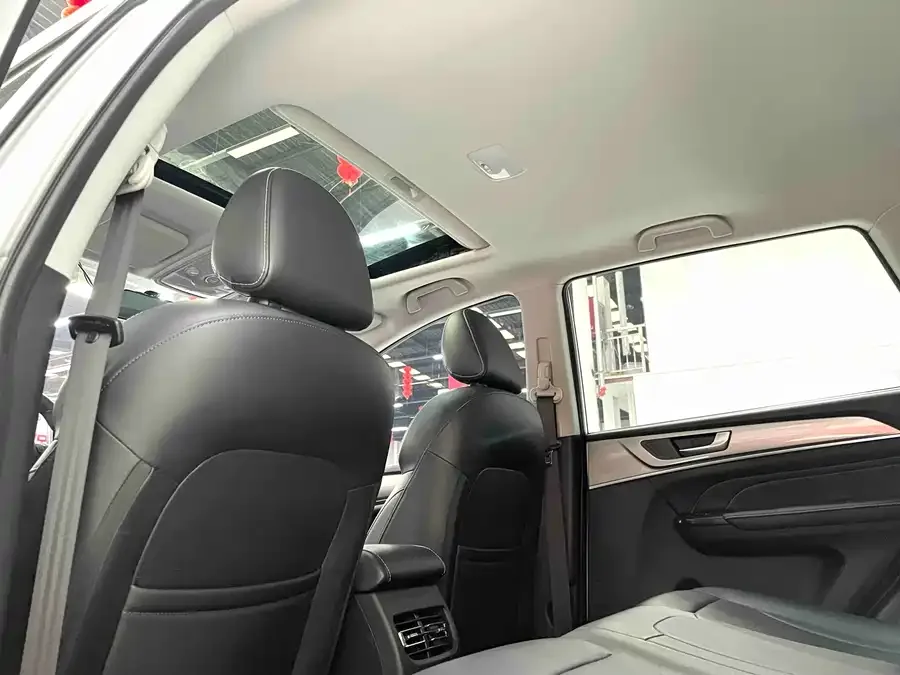 Haval M6 Haval M6 2021 PLUS 1.5T DCT Comfort Edition 2022 — миниатюра 3