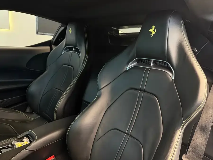Ferrari SF90 Spider SF90 2020 3.9T V8 Stradale 2023 — миниатюра 3