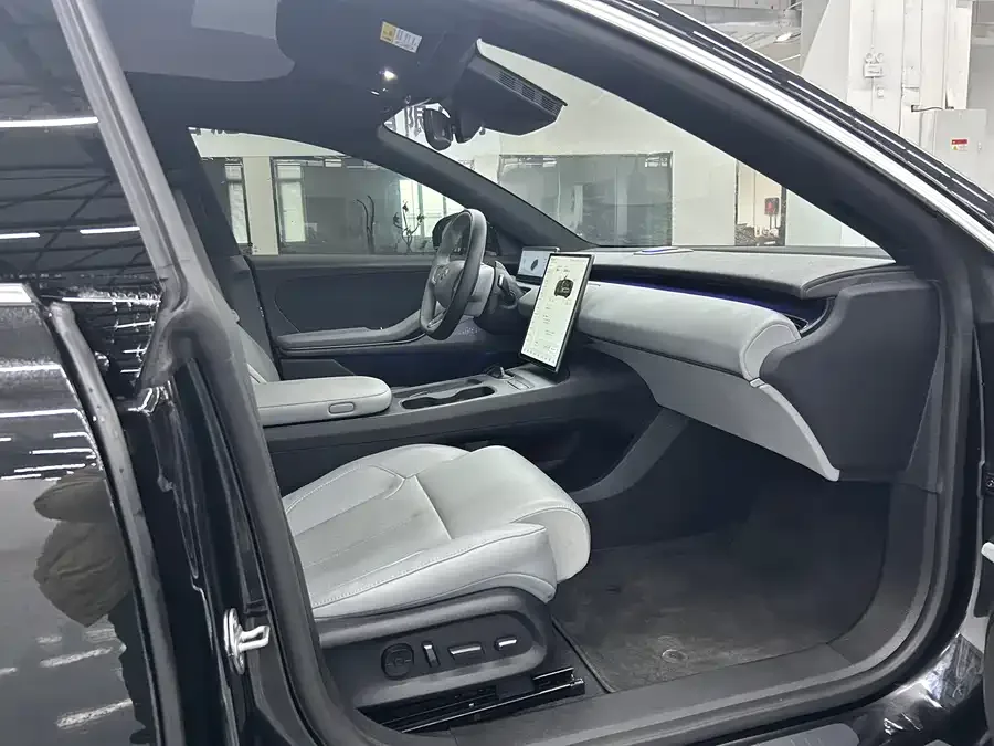 NIO ET5T NIO ET5T 2024 75kWh Touring 2025 — миниатюра 3
