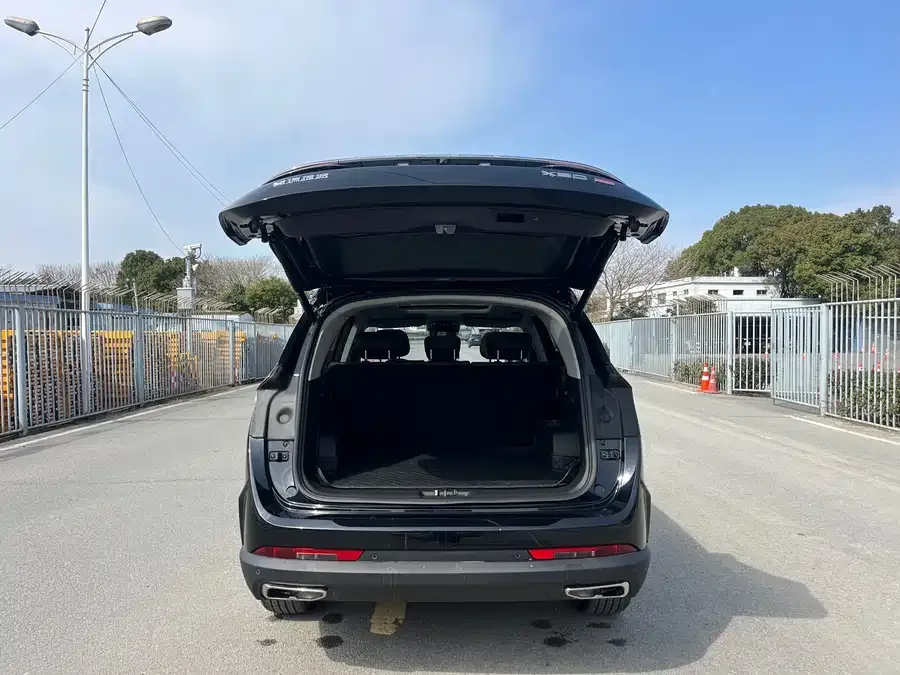 Jetour X90 Pro JETOUR X90 PRO 2024 2.0T DCT Luxury Edition 5 Seaters 2024 — миниатюра 4