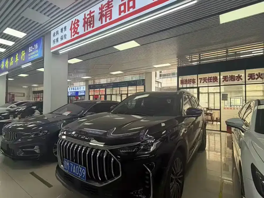 Jetour X70 Plus JETOUR X70 PLUS 2023 1.5T DCT Brave PLUS 7-seater 2023 — миниатюра 4