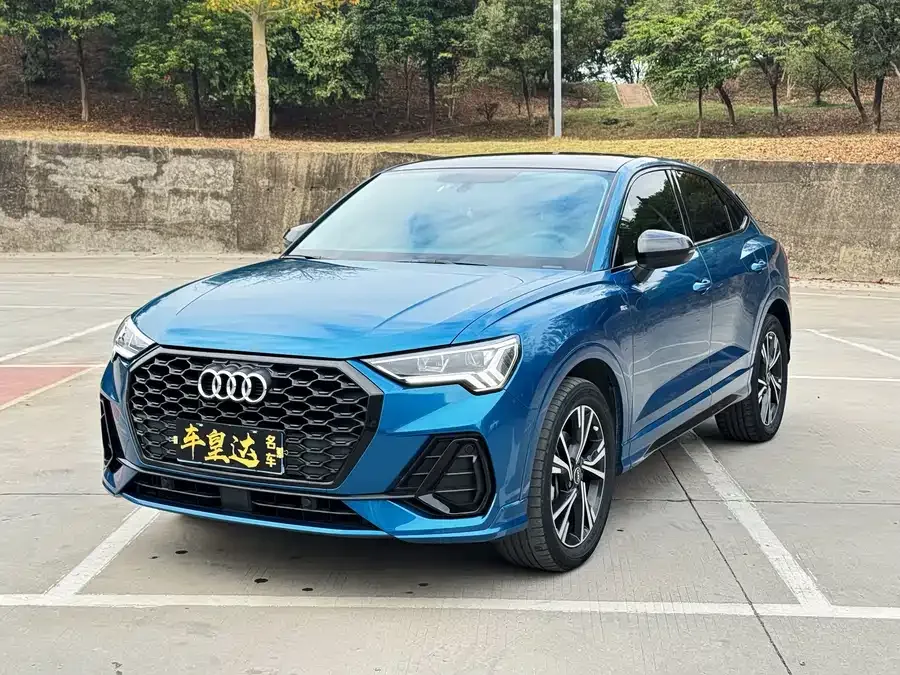Audi Q3 SPORTBACK 2023 40 TFSI Fashion Edition 2023 — фото 1, купить с доставкой в Москву