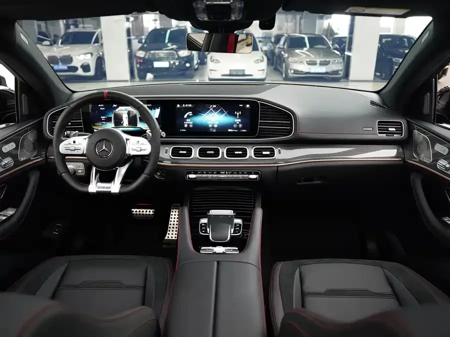 Mercedes-Benz GLE Coupe AMG Mercedes-Benz GLE Coupe AMG 2023 AMG GLE 53 4MATIC+ Coupe SUV 2024 — миниатюра 2