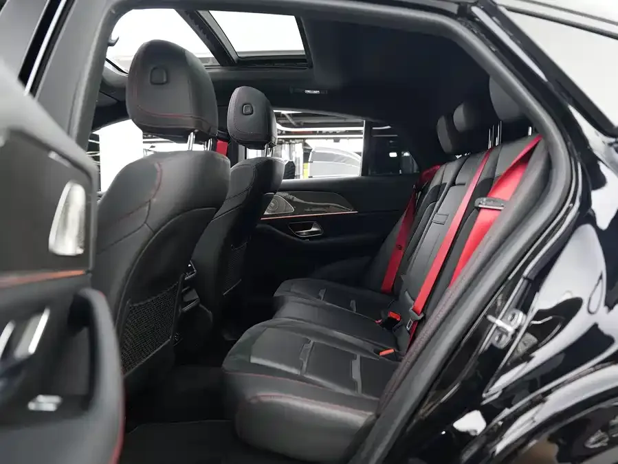 Mercedes-Benz GLE Coupe AMG Mercedes-Benz GLE Coupe AMG 2023 AMG GLE 53 4MATIC+ Coupe SUV 2024 — миниатюра 4