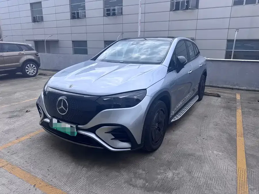 Mercedes-Benz EQE SUV 2025