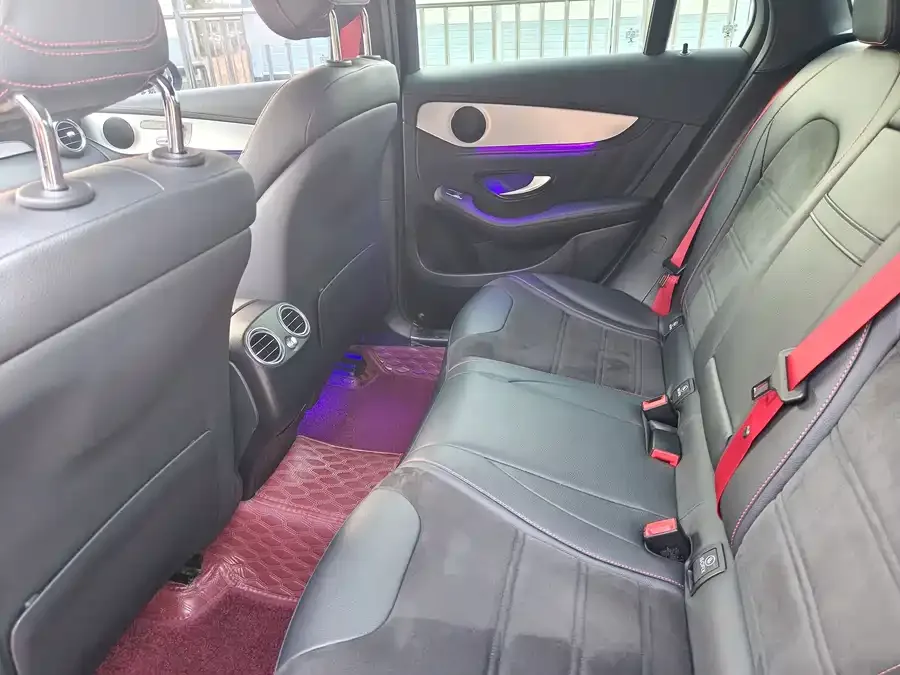 Mercedes-Benz GLC AMG Mercedes-Benz GLC AMG 2022 AMG GLC 43 4MATIC 2022 — миниатюра 4
