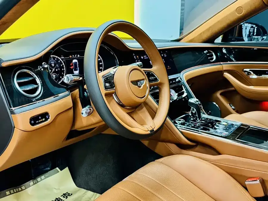 Bentley Flying Spur PHEV Mercedes-Benz Plug-in Hybrid 2022 2.9T V6 Hybrid 2023 — миниатюра 3