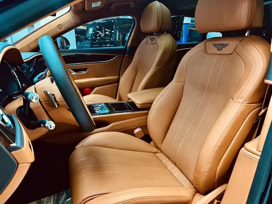 Bentley Flying Spur PHEV Mercedes-Benz Plug-in Hybrid 2022 2.9T V6 Hybrid 2023 — миниатюра 4