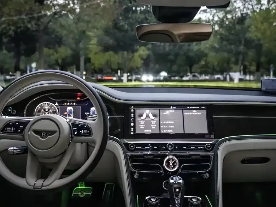 Bentley Flying Spur PHEV Mercedes-Benz Plug-in Hybrid 2022 2.9T V6 Hybrid 2022 — миниатюра 3