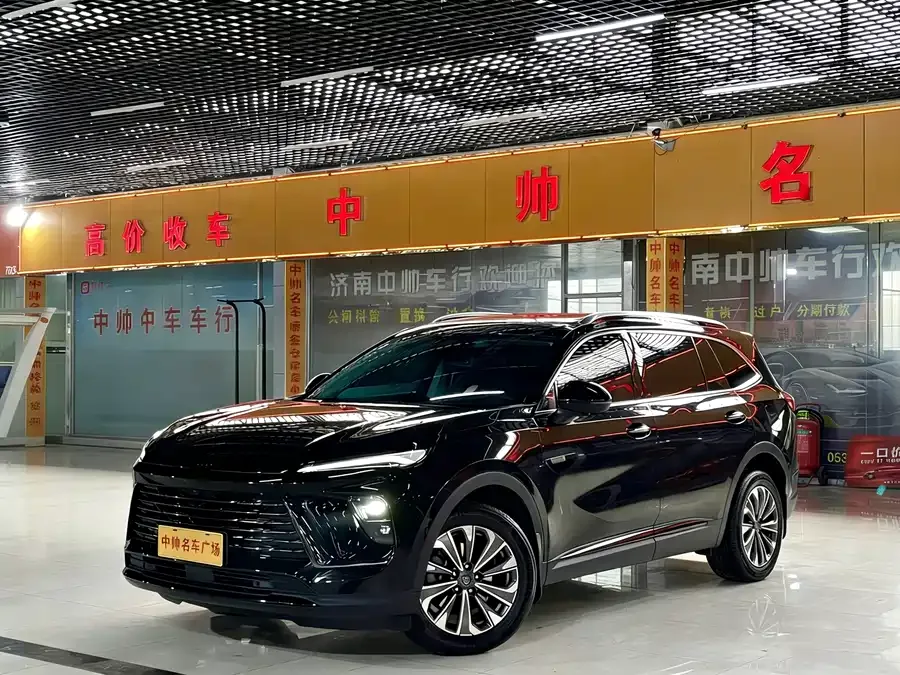 Buick Envision Plus 2024