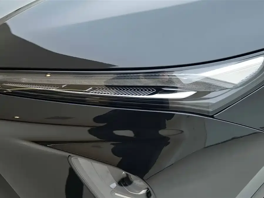 Buick Envision Plus 2026 Buick Envision Plus 28T AWD Platinum Edition 2026 — миниатюра 4