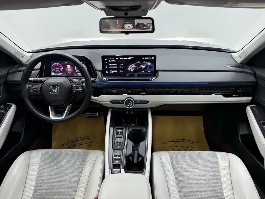 Honda Accord New Energy Accord New Energy 2023 2.0L e:PHEV Flagship Edition 2023 — миниатюра 4