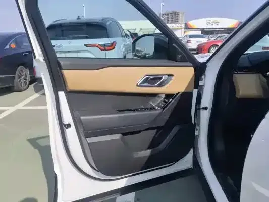 Land Rover Range Rover Velar Range Rover Velar 2024 Dynamic HSE 2023 — миниатюра 3