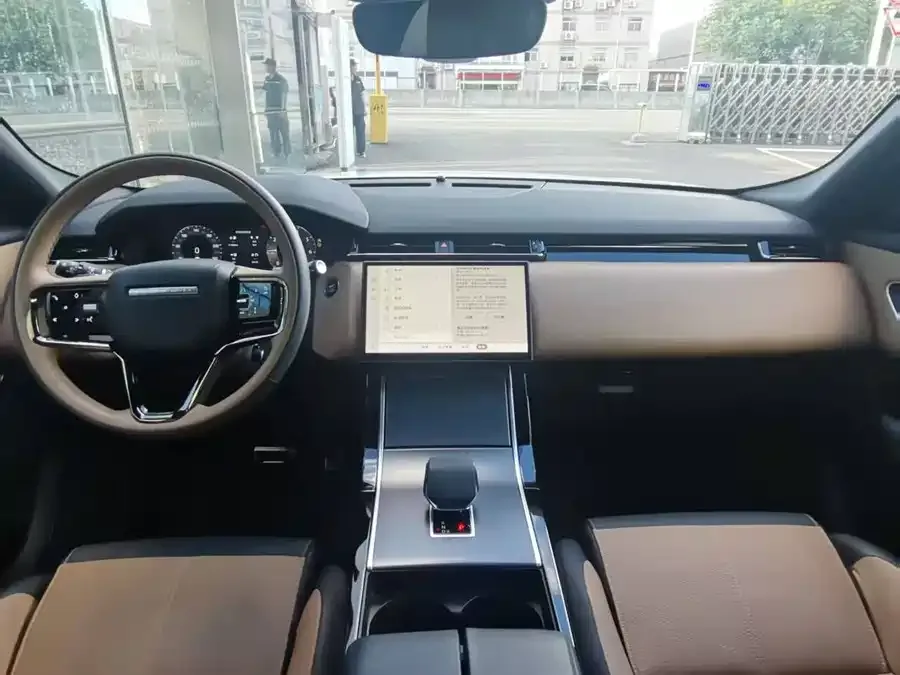 Land Rover Range Rover Velar Range Rover Velar 2024 Dynamic HSE 2023 — миниатюра 5