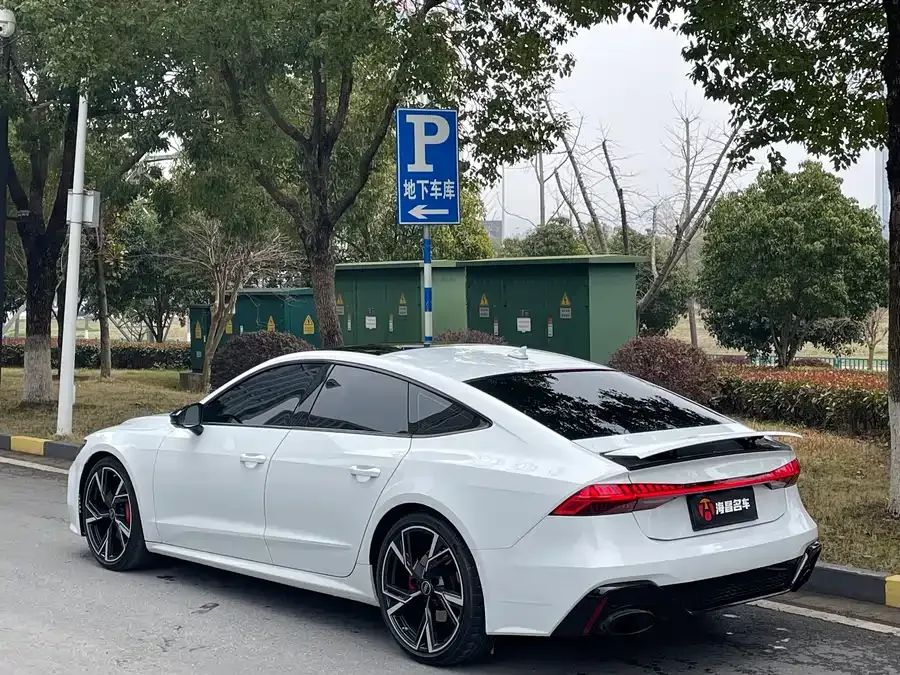 Audi A7 2023 55 TFSI quattro exclusive model 2024 — миниатюра 4