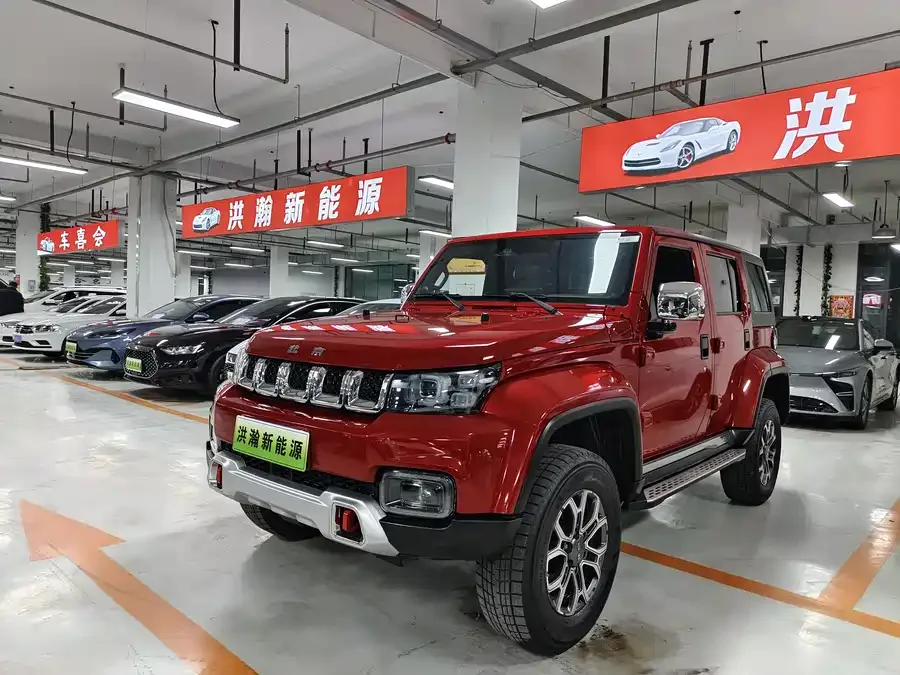 BAIC BJ40 Beijing Off-road BJ40 2020 2.0T Automatic 4WD City Hunter Edition Knight Edition 2022 — фото 1, купить с доставкой в Москву