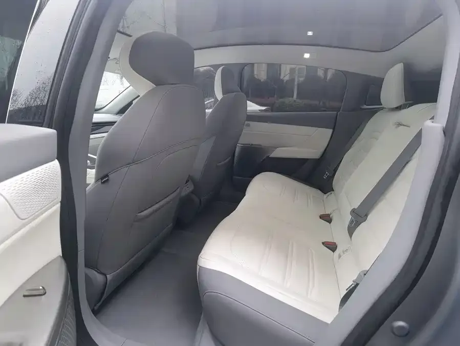 Dongfeng e007 e007 2024 pure electric 540 four-wheel drive Max version 2024 — миниатюра 2