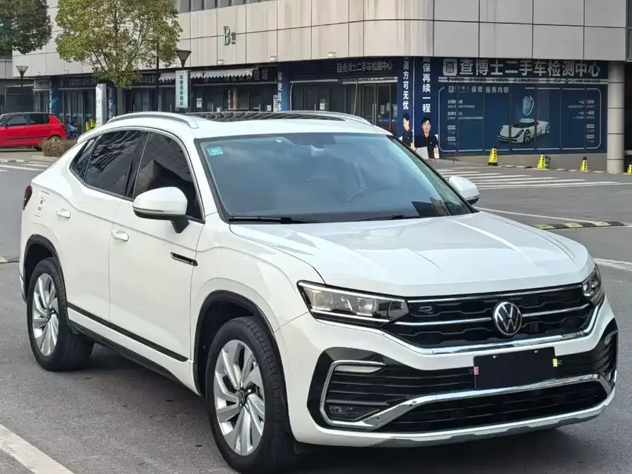 Volkswagen Tayron X Tanyue X 2020 330TSI 2WD Premium Intelligent Edition 2022 — миниатюра 3