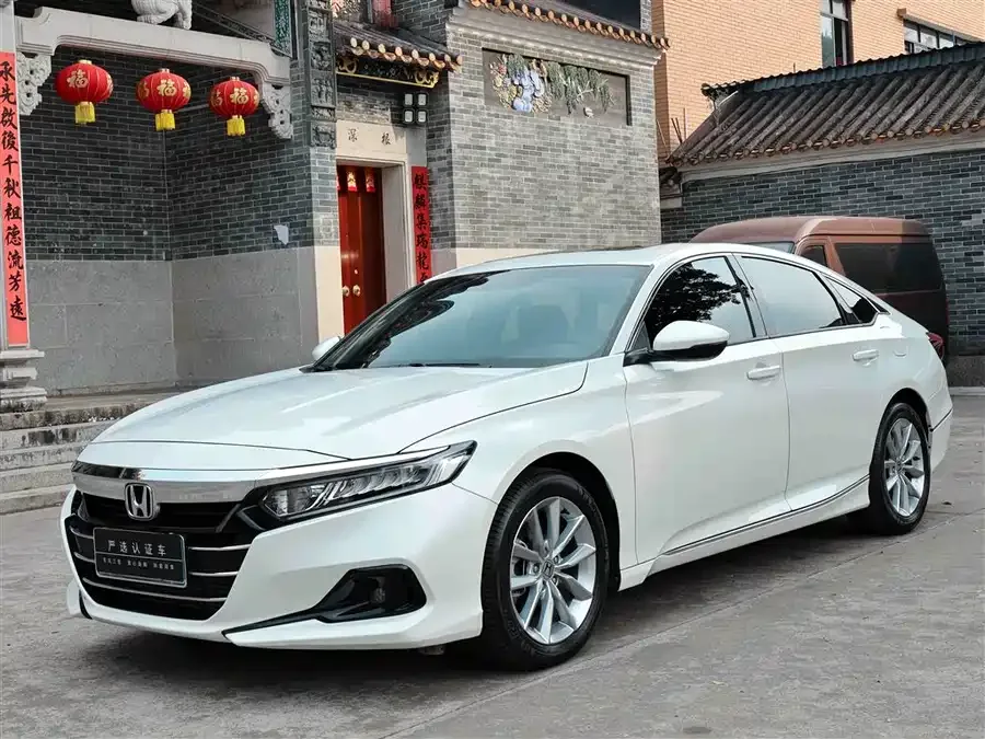 Honda Accord Accord 2022 260TURBO Deluxe Edition 2023 — фото 1, купить с доставкой в Москву