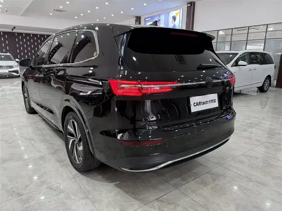 Volkswagen Viloran Weiran 2022 380TSI Zunchi Edition 2023 — миниатюра 2
