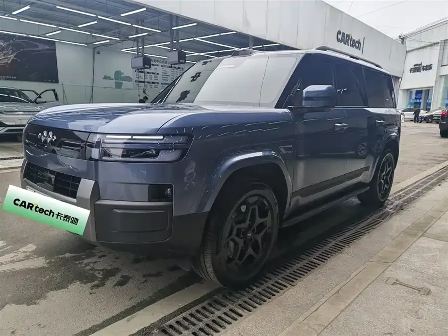 BYD Leopard Titanium 7 2025
