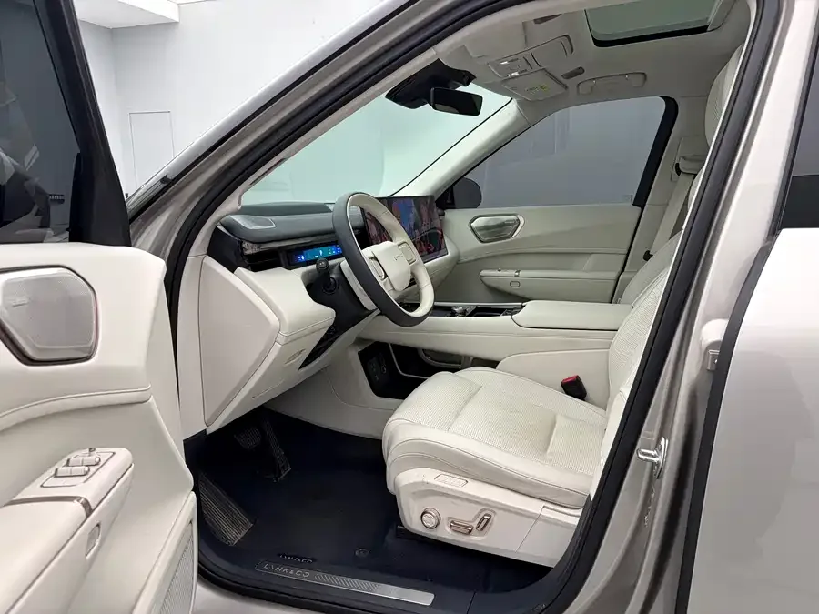 Lynk & Co 900 Lynk & Co 900 2025 2.0T Ultra 2025 — миниатюра 2