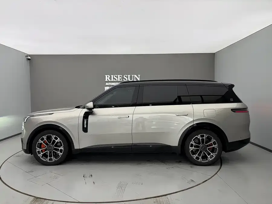 Lynk & Co 900 Lynk & Co 900 2025 2.0T Ultra 2025 — миниатюра 5