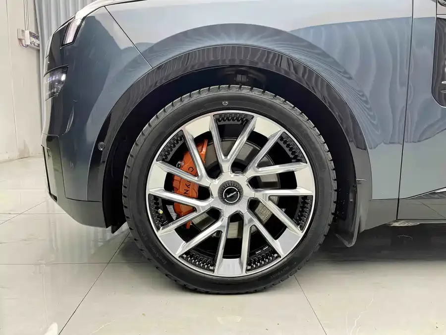Lynk & Co 900 Lynk & Co 900 2025 2.0T Ultra 2025 — миниатюра 2