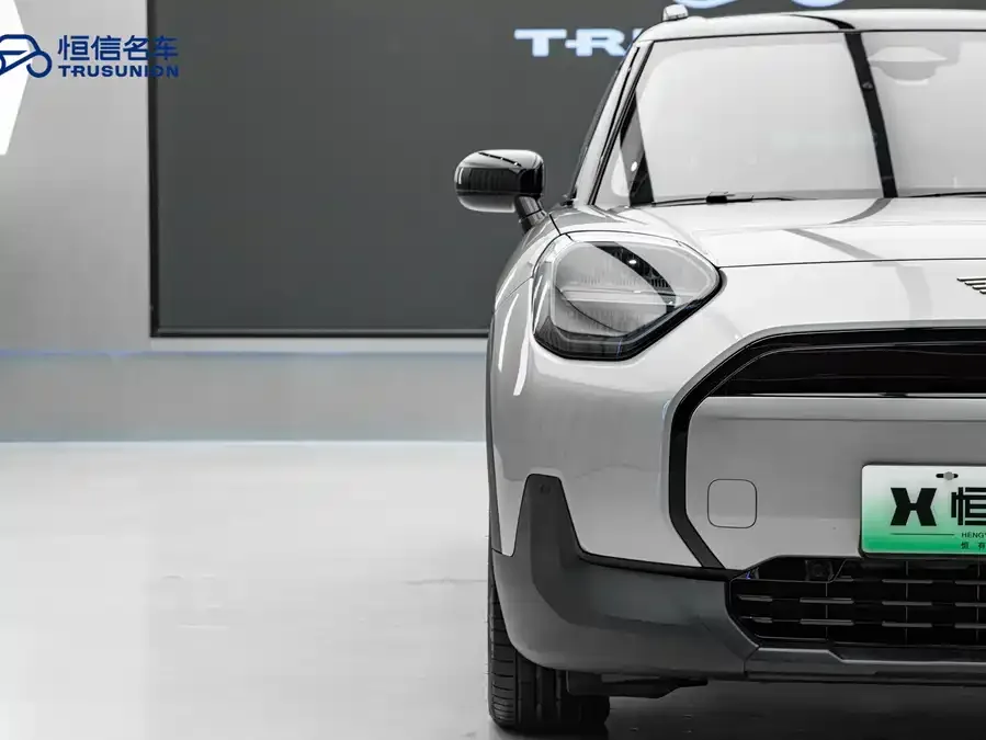 MINI Electric ACEMAN Electric MINI ACEMAN 2024 E Classic 2024 — миниатюра 3
