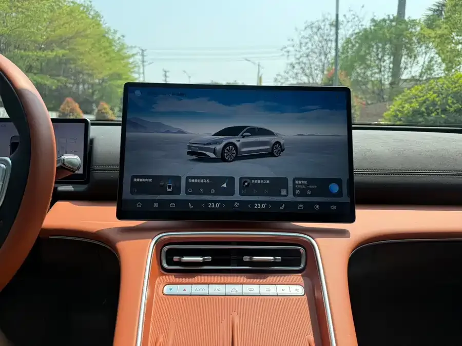 Chery Fengyun Fengyun A9L Fengyun A9L 2025 260 Super Long Range Premium Edition 2025 — миниатюра 4