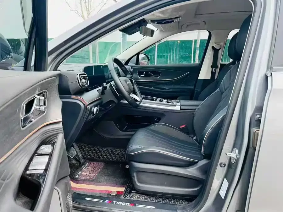 Chery Tiggo 9 Tiggo 9 2023 2.0T dual-clutch 2WD leading version 5 seats 2023 — миниатюра 4
