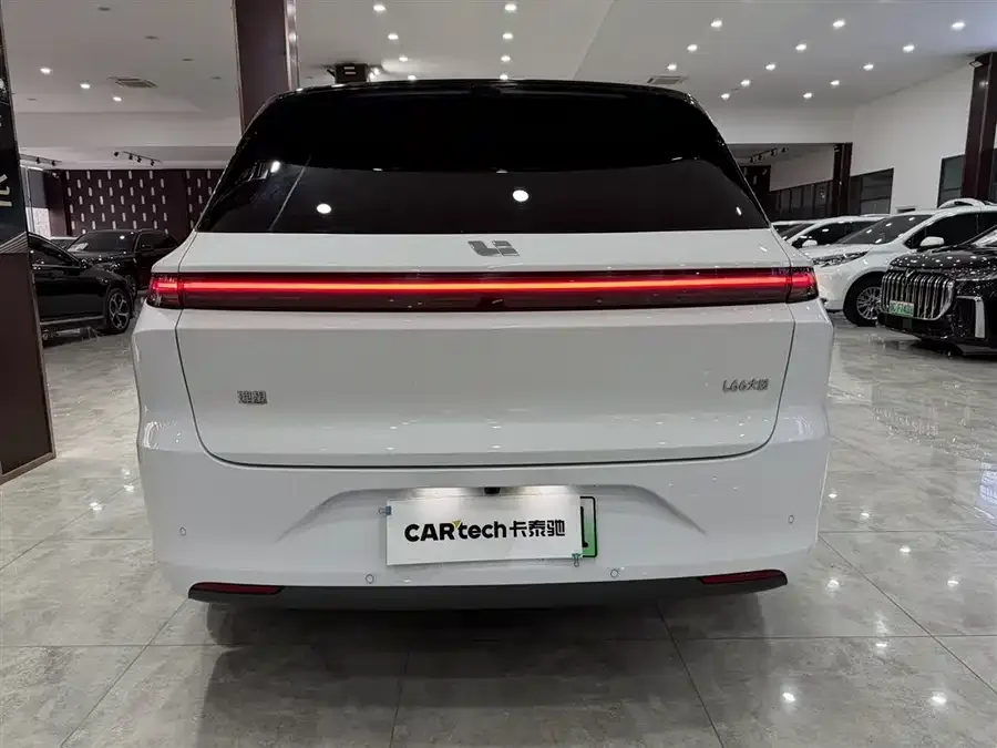 Li Xiang L6 Ideal L6 2025 Pro Smart Renewal Edition 2024 — миниатюра 4