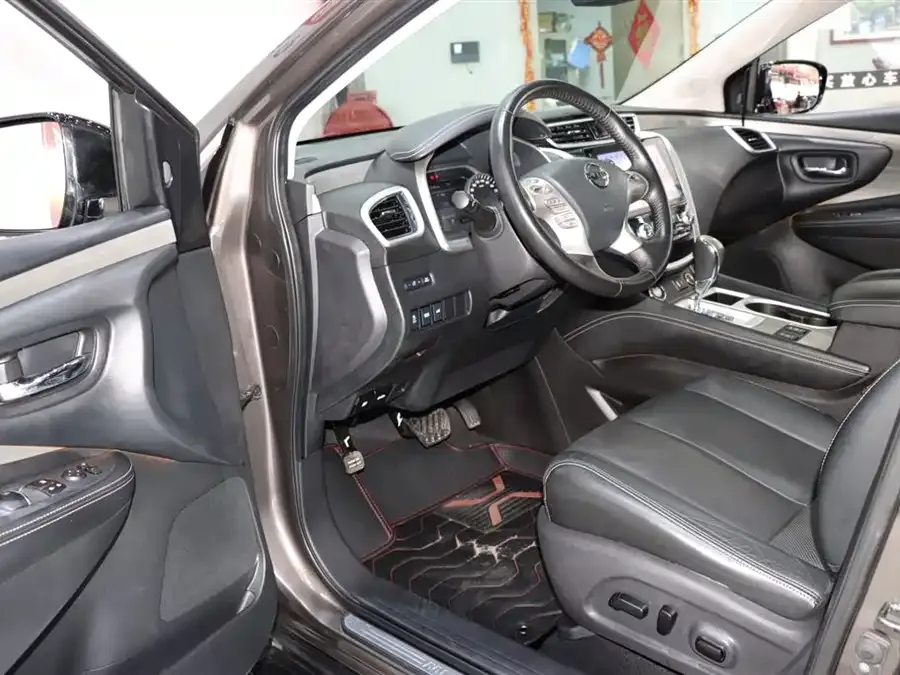 Nissan Murano Loulan 2021 2.5L XL 2WD Intelligent Linked Deluxe Edition 2022 — миниатюра 3