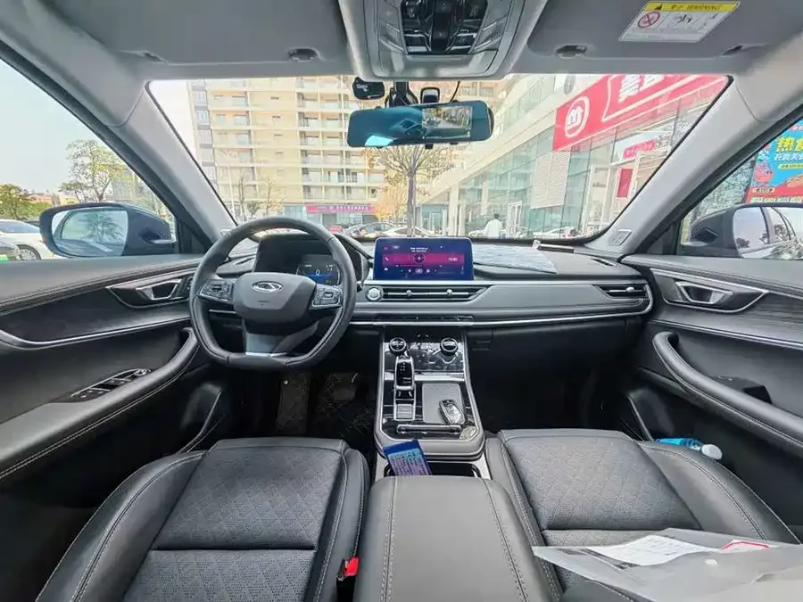 Chery Tiggo 8 Tiggo 8 2025 Excellence Edition 230TCI Automatic Luxury Edition 7 Seaters 2025 — миниатюра 2