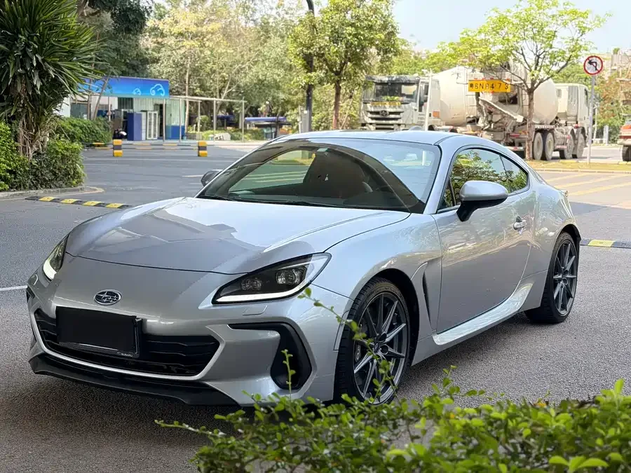Subaru BRZ 2023 2.4L Manual 10th Anniversary Edition 2023 — фото 1, купить с доставкой в Москву