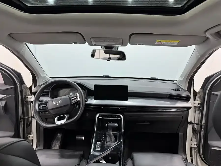 Wuling Xingchen Wuling Xingchen 2021 1.5T CVT Xinghui Edition 2022 — миниатюра 2