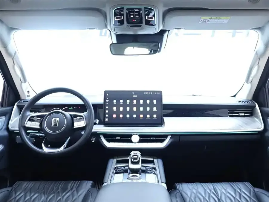 Tank 500 Tank 500 2022 3.0T Sports Edition 7-seater 2022 — миниатюра 4