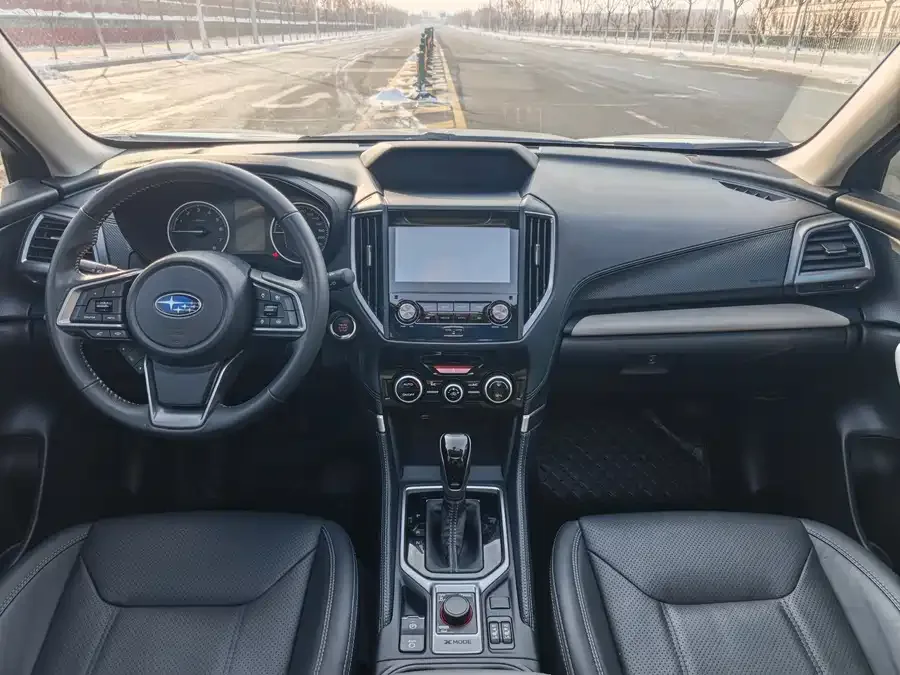 Subaru Forester Forester 2022 2.0i AWD Luxury Edition EyeSight 2022 — миниатюра 5