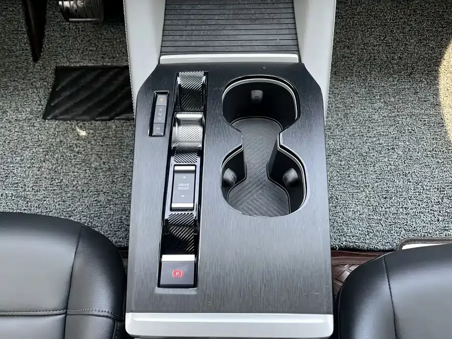 Citroen Versailles C5 X Versailles C5 2023 — миниатюра 5