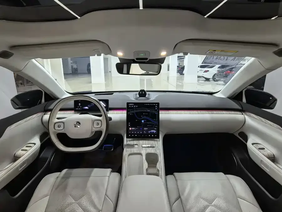 NIO ET7 NIO ET7 2022 100kWh First Edition 2022 — миниатюра 2