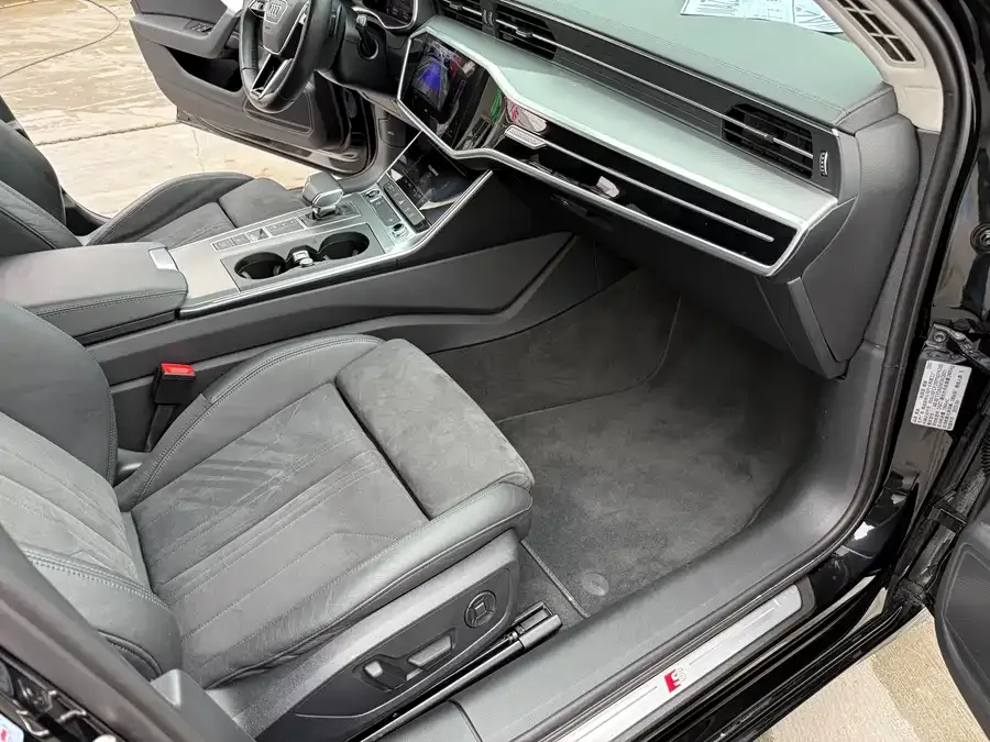 Audi A6 Audi A6 (Imported) 2023 Avant Avant 45 TFSI Selected Dynamic Edition 2024 — миниатюра 4